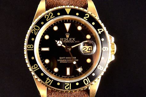 rolex gmt con cinturino in pelle|Orologi Rolex Modello GMT.